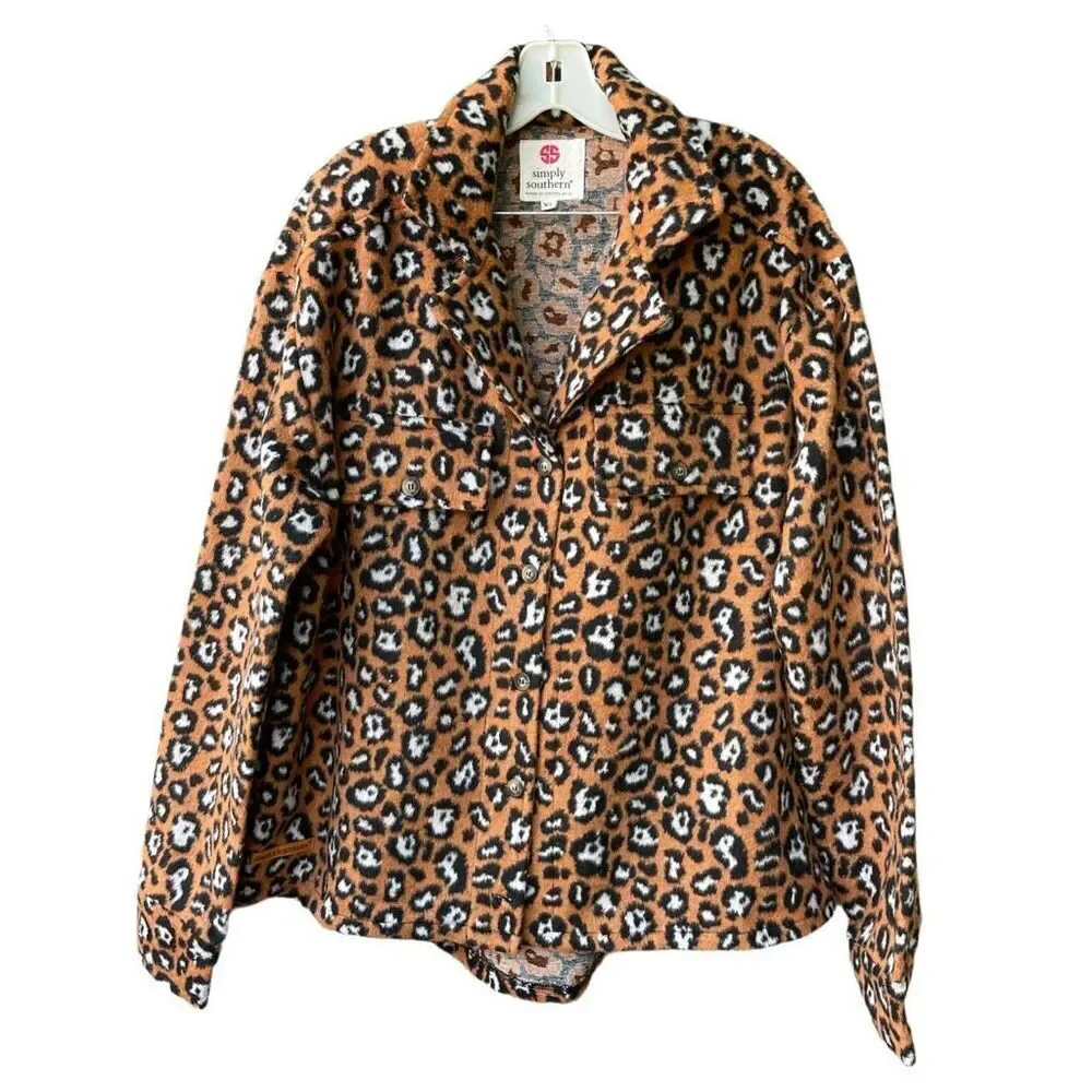 Simply Southern sizer Xl Cheetah print button